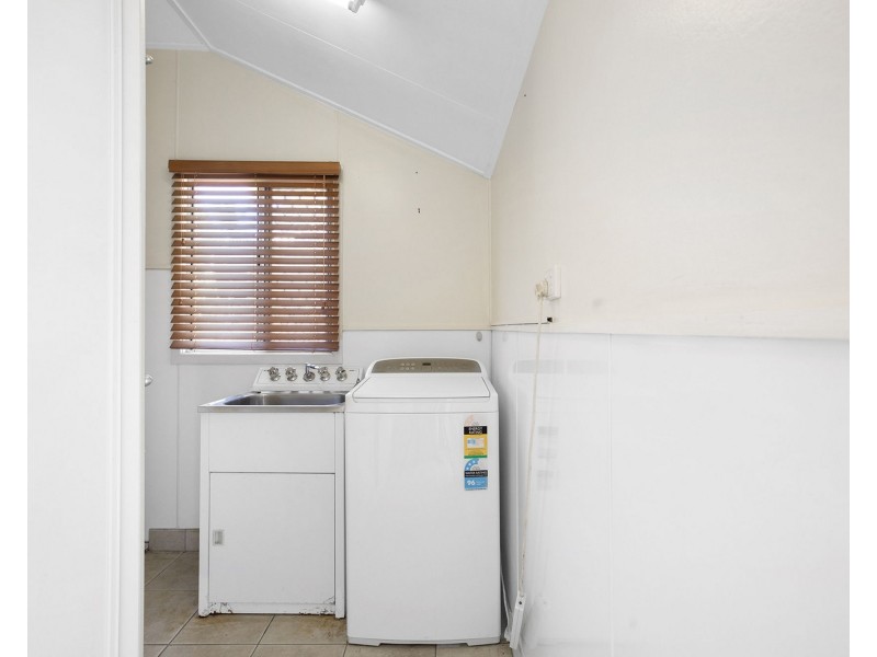 15 Edmonds Street, West Mackay QLD 4740