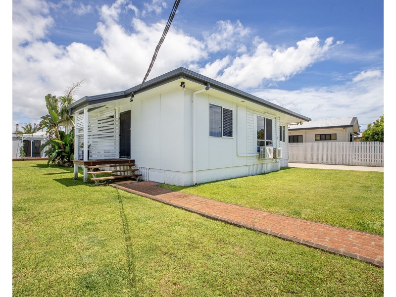 2 MacKenzie Street, West Mackay QLD 4740