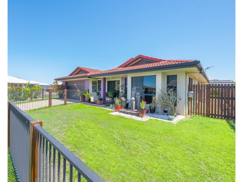 1 Bradco Avenue, Ooralea QLD 4740