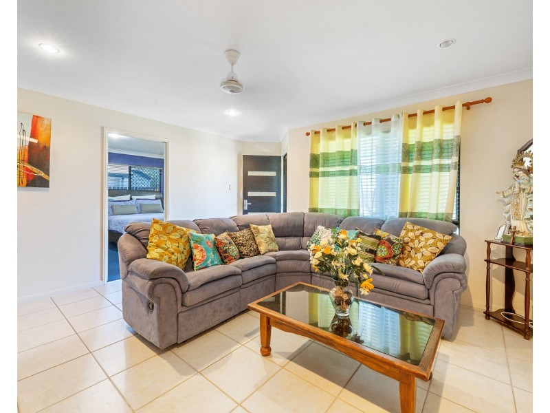 1 Bradco Avenue, Ooralea QLD 4740