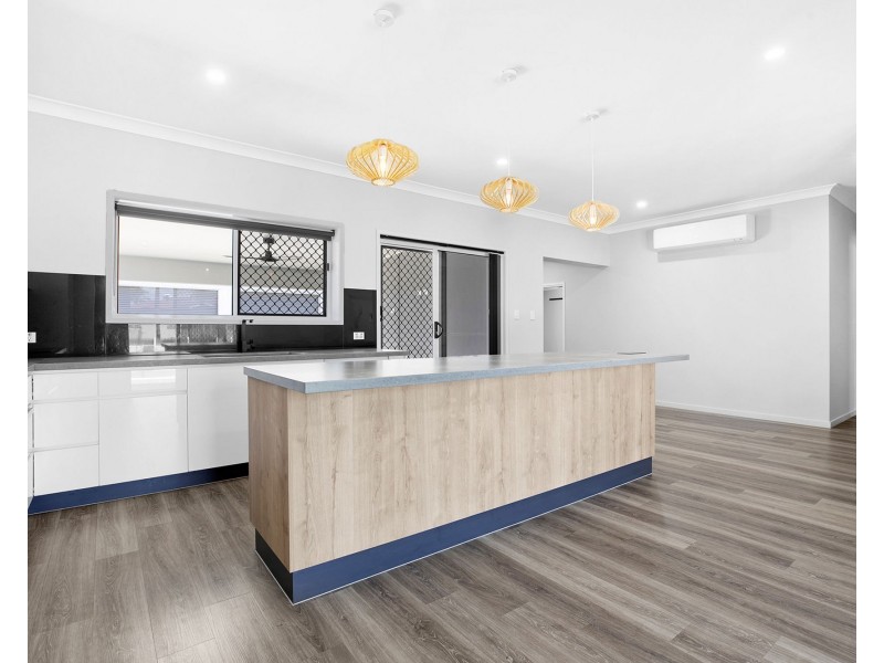 32 Stockbridge Street, West Mackay QLD 4740