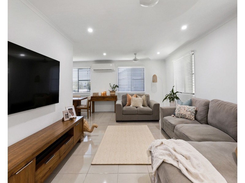 8 Bligh Court, Mount Pleasant QLD 4740