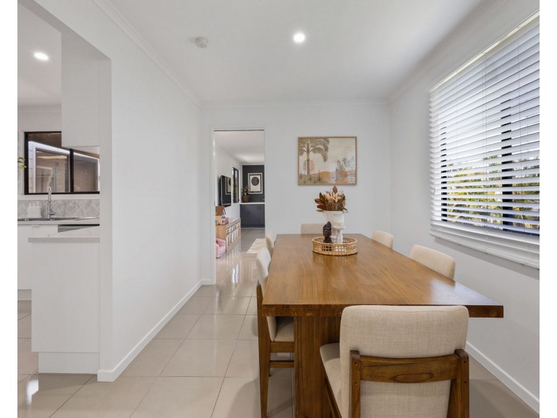 8 Bligh Court, Mount Pleasant QLD 4740