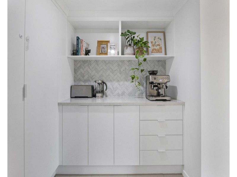 8 Bligh Court, Mount Pleasant QLD 4740