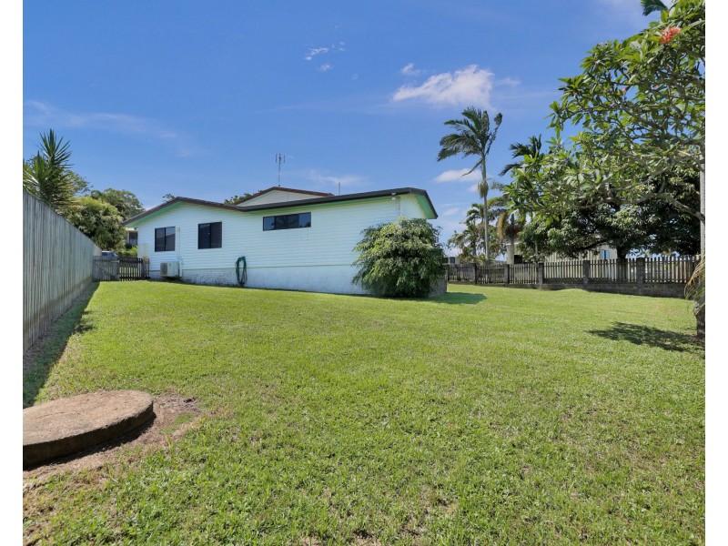 8 Bligh Court, Mount Pleasant QLD 4740