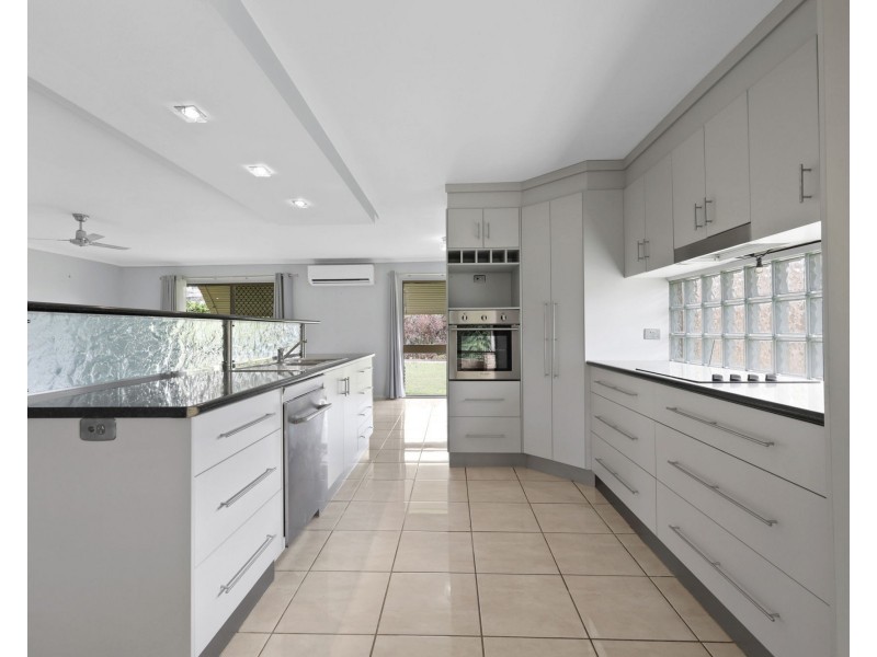 365 Pleystowe School Road, Greenmount QLD 4751