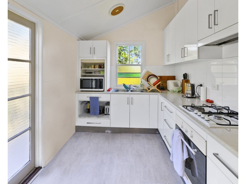 11 Luscombe Street, Mackay QLD 4740