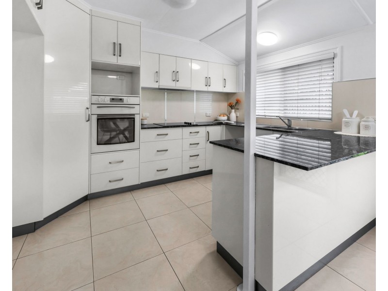 11 Galletly Street, West Mackay QLD 4740