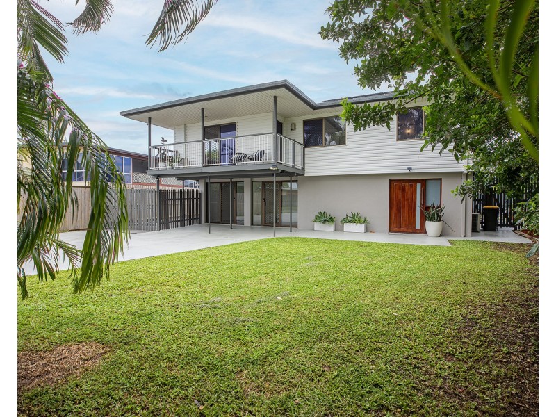 5 Ramsay Court, Beaconsfield QLD 4740