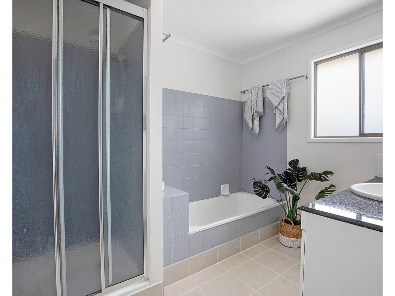 5 Ramsay Court, Beaconsfield QLD 4740