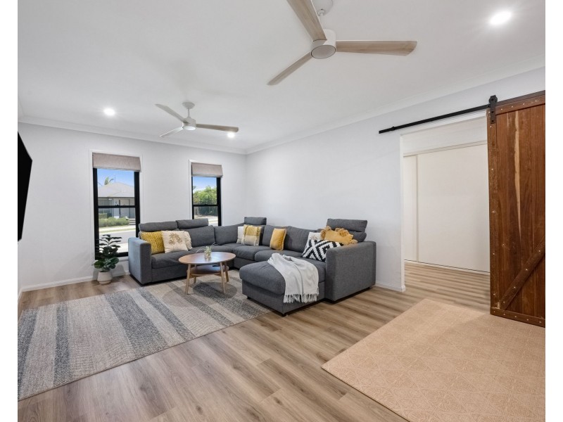 77 Montgomery Street, Rural View QLD 4740