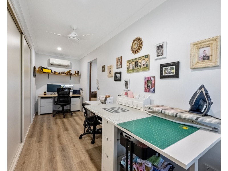 77 Montgomery Street, Rural View QLD 4740