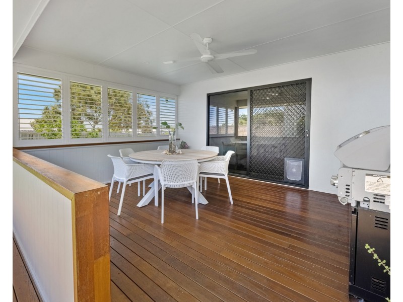 77 Montgomery Street, Rural View QLD 4740