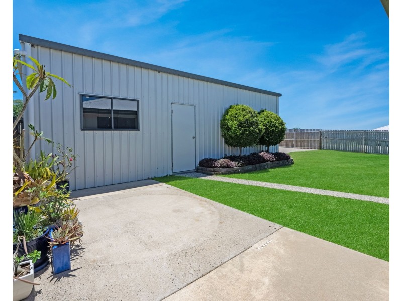 77 Montgomery Street, Rural View QLD 4740