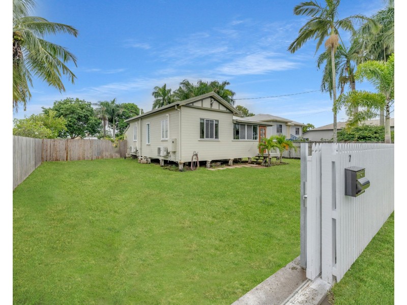 7 Forgan Street, North Mackay QLD 4740