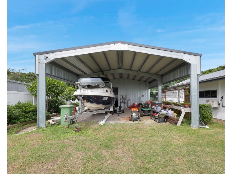 7 Peninsula Drive, Hay Point QLD 4740