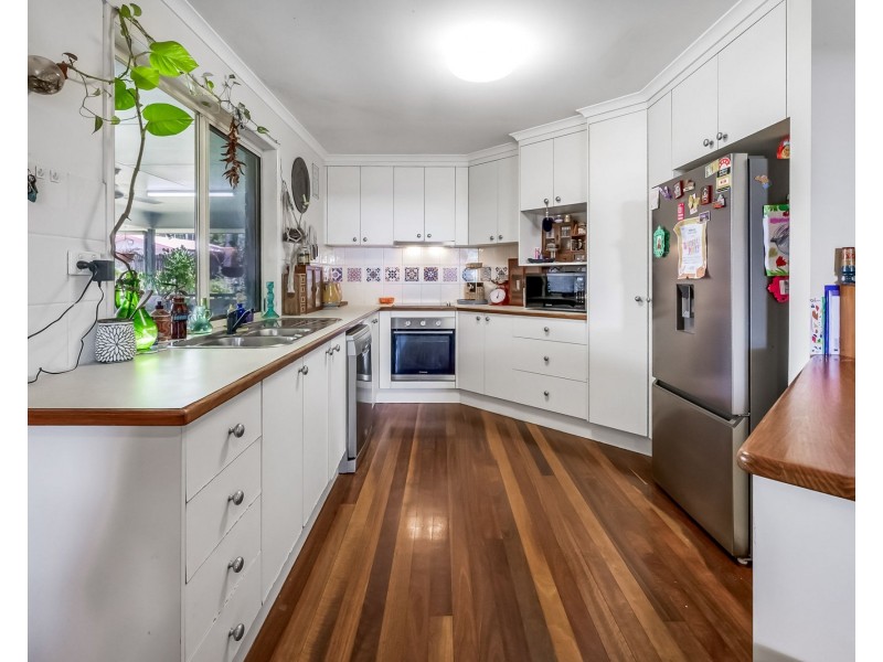 23 Kidston Avenue, Rural View QLD 4740