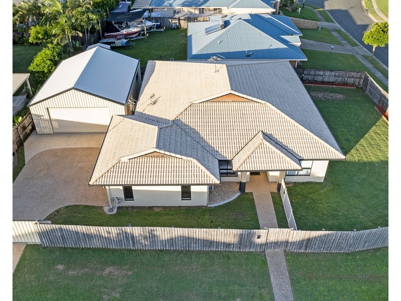 2 Avalon Drive, Rural View QLD 4740