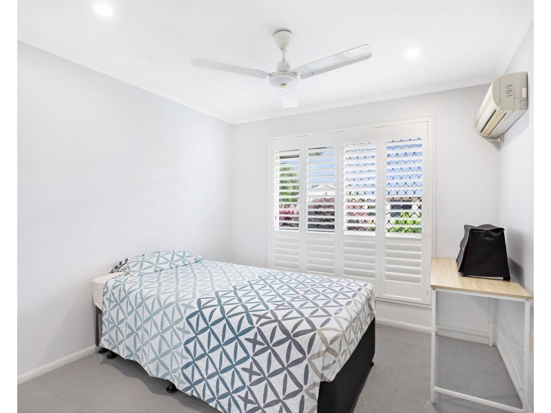 41 Schapers Road, Glenella QLD 4740