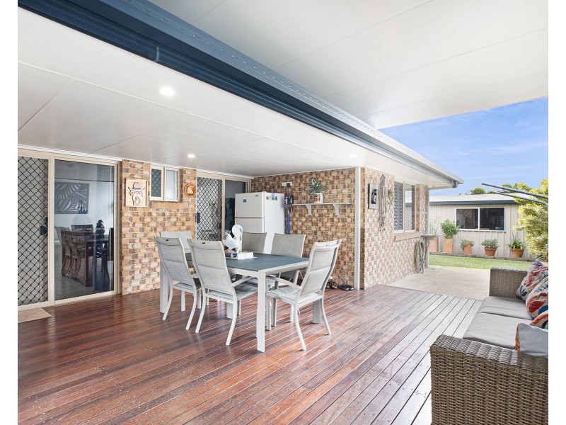 41 Schapers Road, Glenella QLD 4740