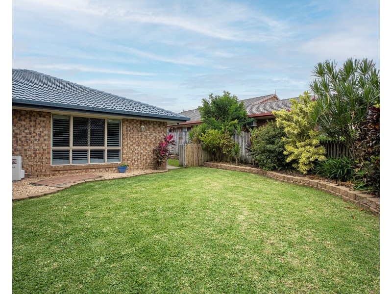 41 Schapers Road, Glenella QLD 4740