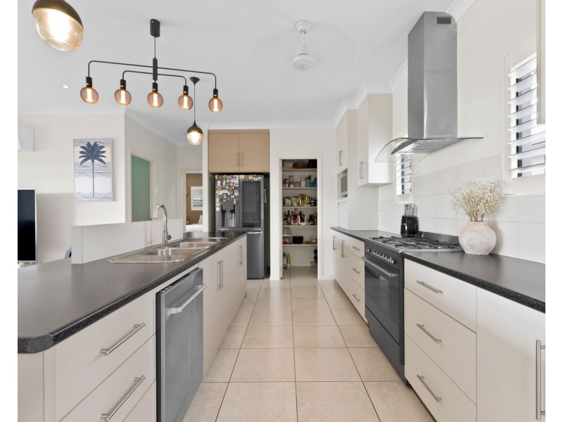 21 Wilcox Street, Eimeo QLD 4740