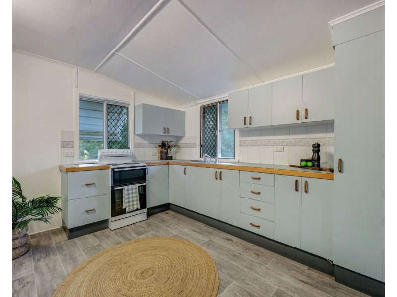 52 Rae Street, East Mackay QLD 4740