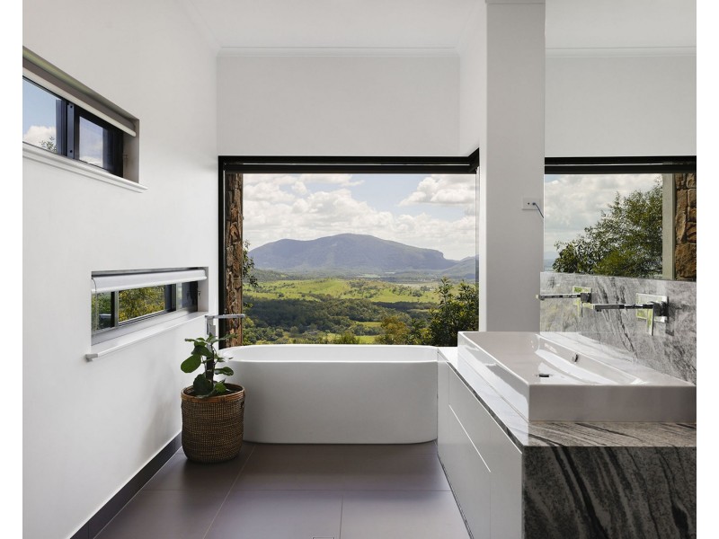 144 Ian Reddacliff Drive, The Leap QLD 4740