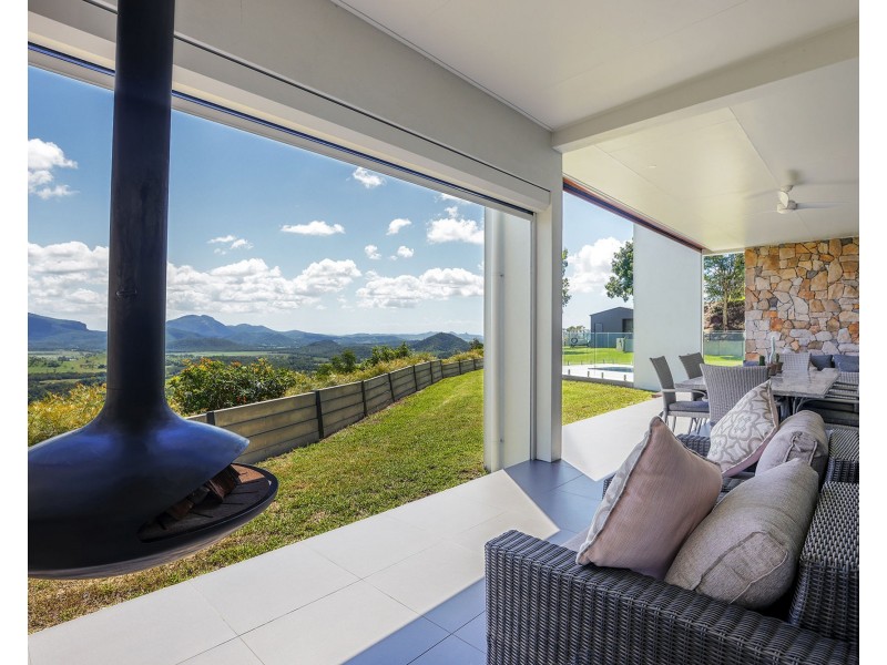 144 Ian Reddacliff Drive, The Leap QLD 4740