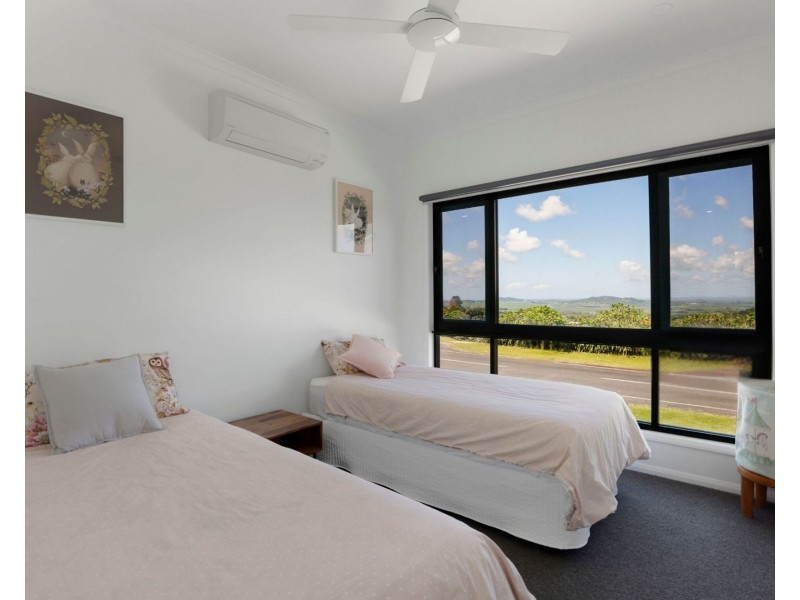 144 Ian Reddacliff Drive, The Leap QLD 4740