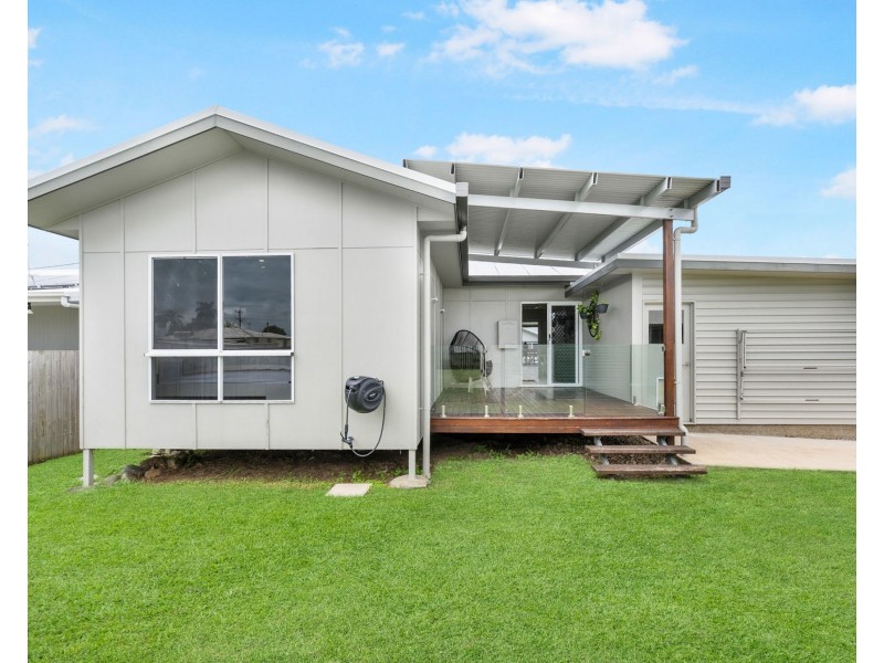 9 Bannister Street, South Mackay QLD 4740