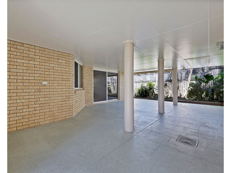 40 Riverleigh Drive, North Mackay QLD 4740