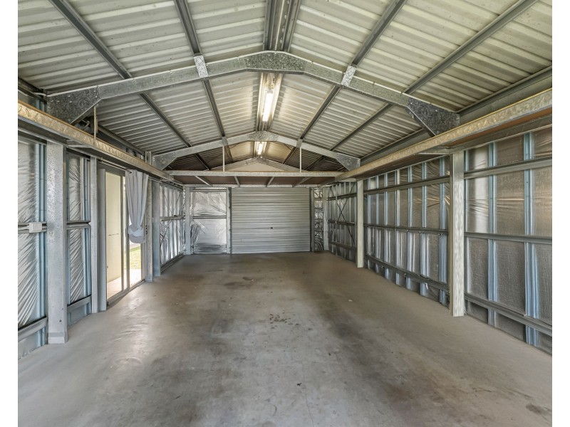 33 Raffia Street, Rural View QLD 4740