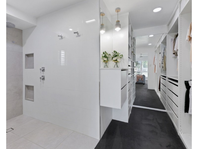 6 Balmoral Court, Beaconsfield QLD 4740