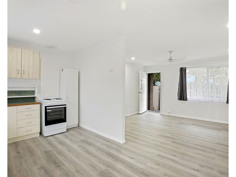 10 Wallmans Court, Rural View QLD 4740