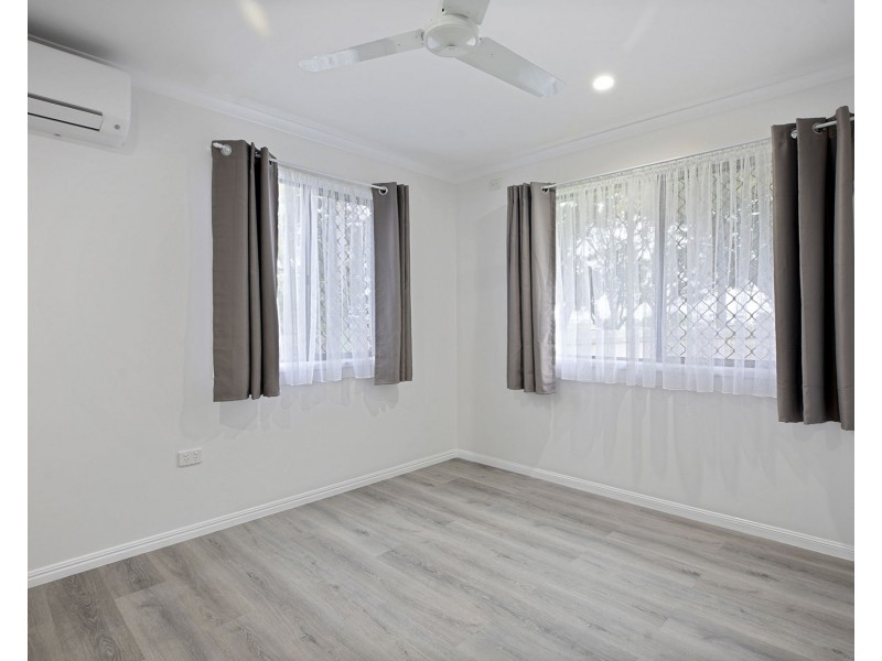 10 Wallmans Court, Rural View QLD 4740
