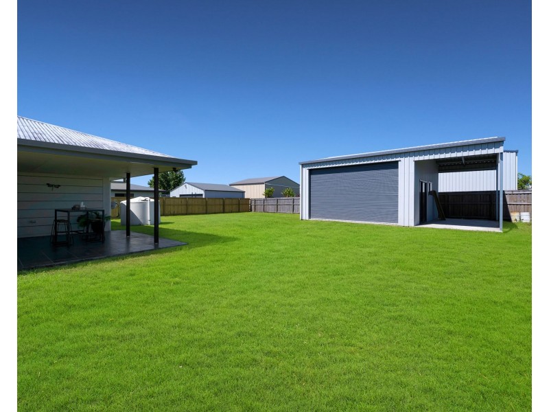 6 Hocking Crescent, Marian QLD 4753
