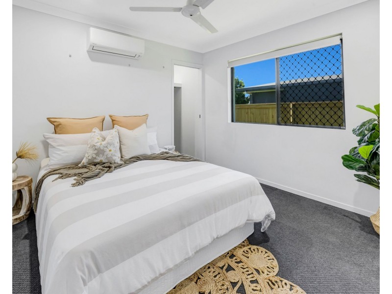 6 Hocking Crescent, Marian QLD 4753
