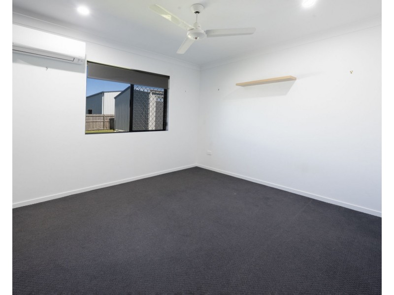 6 Hocking Crescent, Marian QLD 4753