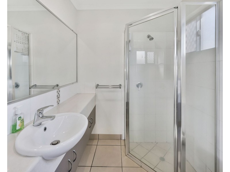1/10 Coolum Court, Blacks Beach QLD 4740