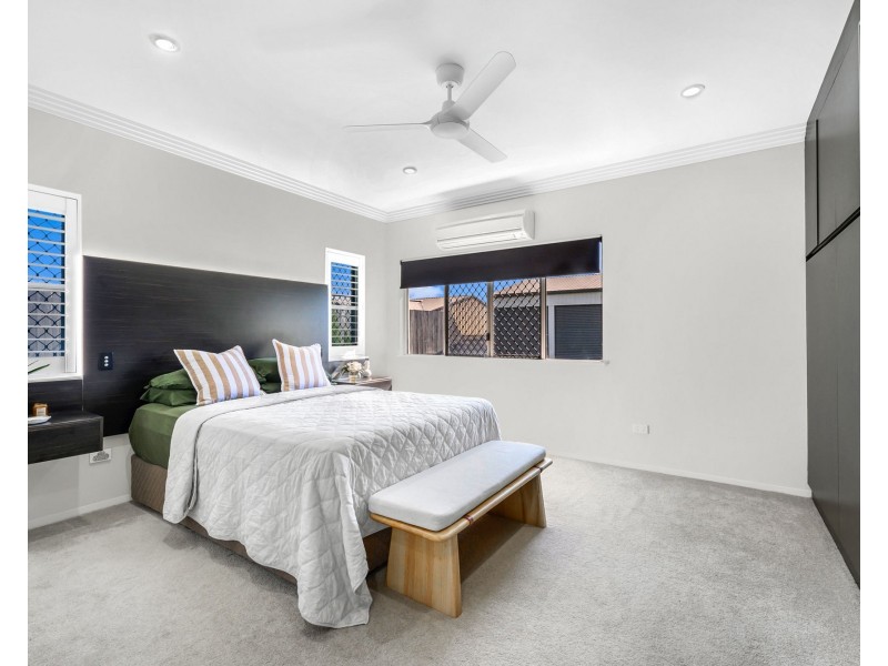 99 Creek Street, Walkerston QLD 4751