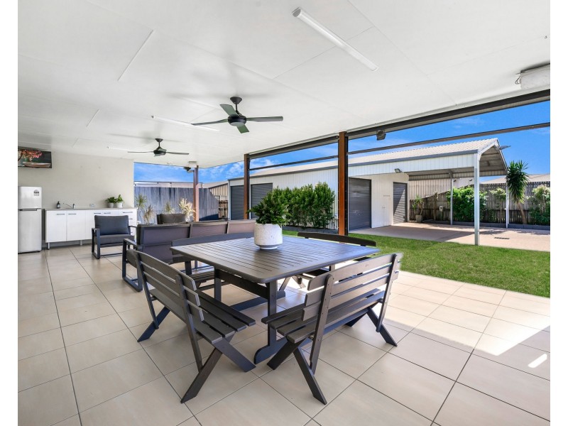 99 Creek Street, Walkerston QLD 4751