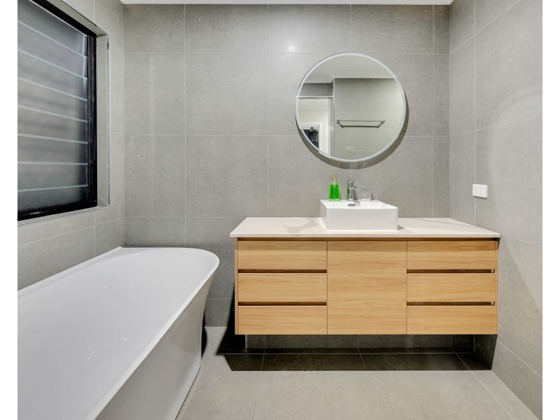 25 Audrena Street, Hay Point QLD 4740