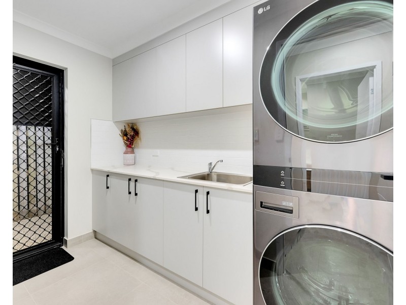 25 Audrena Street, Hay Point QLD 4740