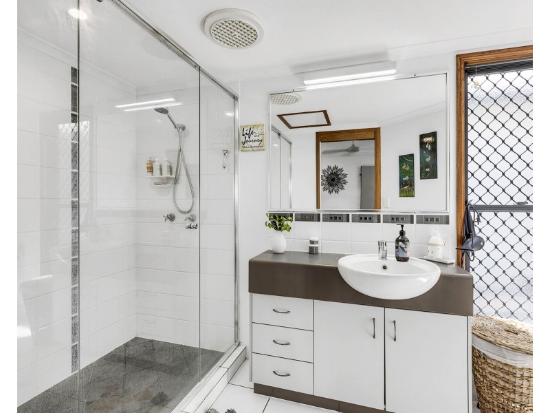 53 Cavanagh Drive, Blacks Beach QLD 4740