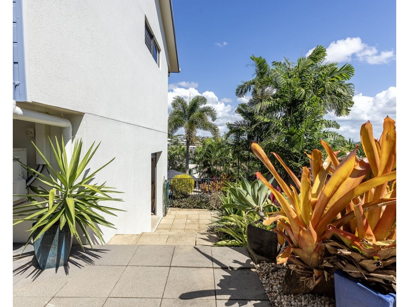 53 Cavanagh Drive, Blacks Beach QLD 4740