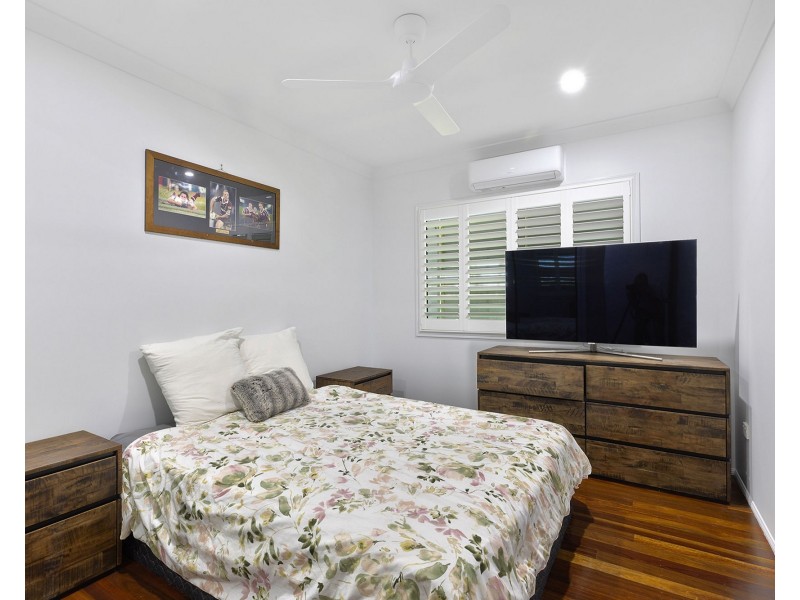 4 Palm Ridge Drive, Richmond QLD 4740