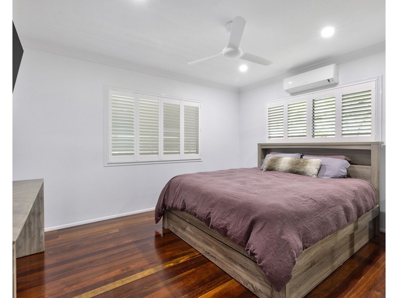 4 Palm Ridge Drive, Richmond QLD 4740