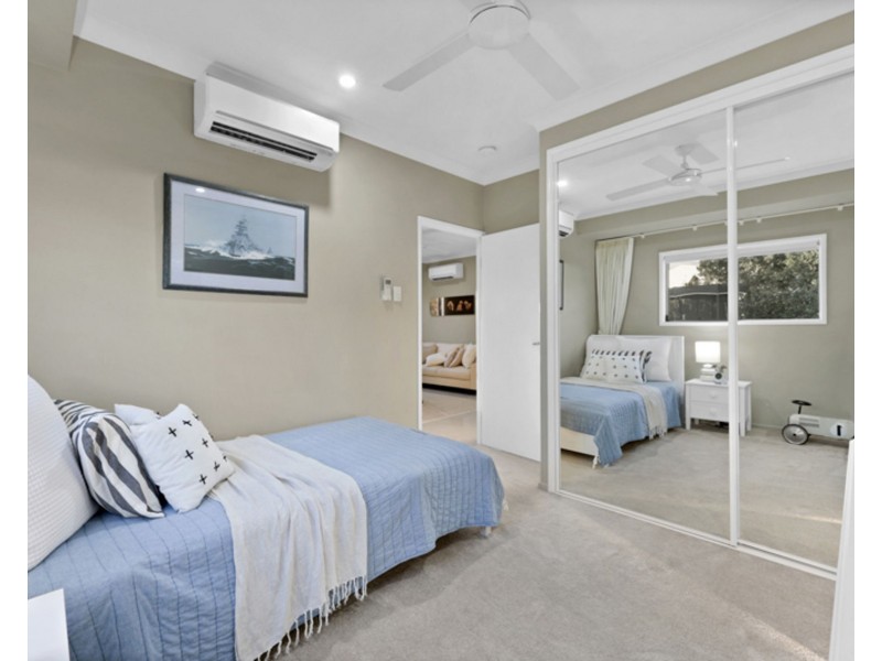 23 Lockyer Court, Rural View QLD 4740