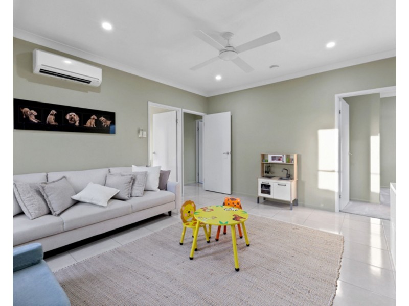 23 Lockyer Court, Rural View QLD 4740